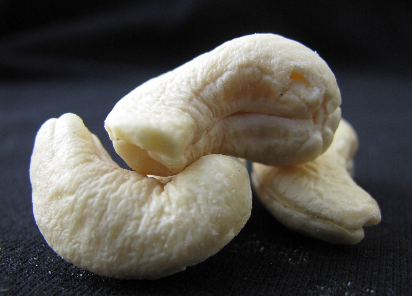 How Cashew Nuts help fight Depression and Anxiety