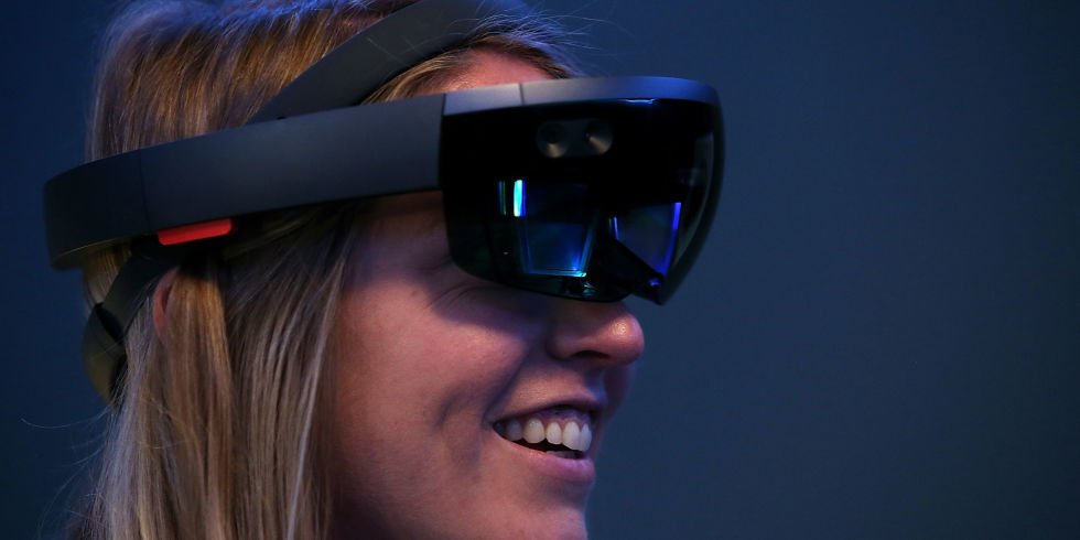 Virtual Reality Helps Cure Paranoia